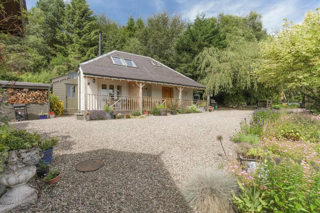 The Mews - A Cottage With A Spectacular Lake View Port Of Menteith Esterno foto