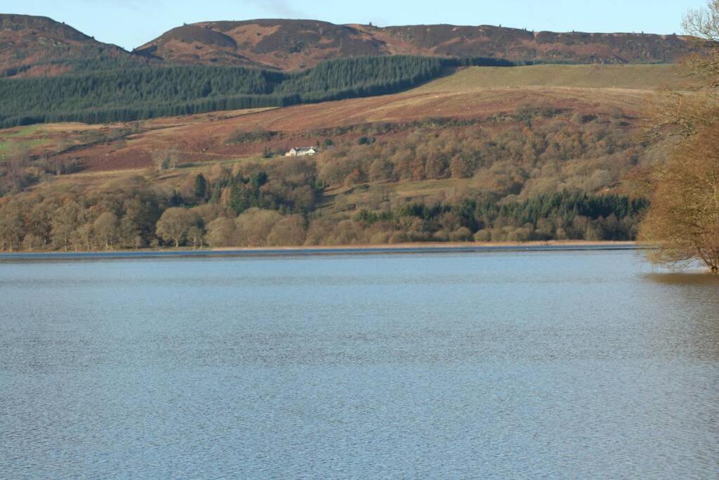 The Mews - A Cottage With A Spectacular Lake View Port Of Menteith Esterno foto